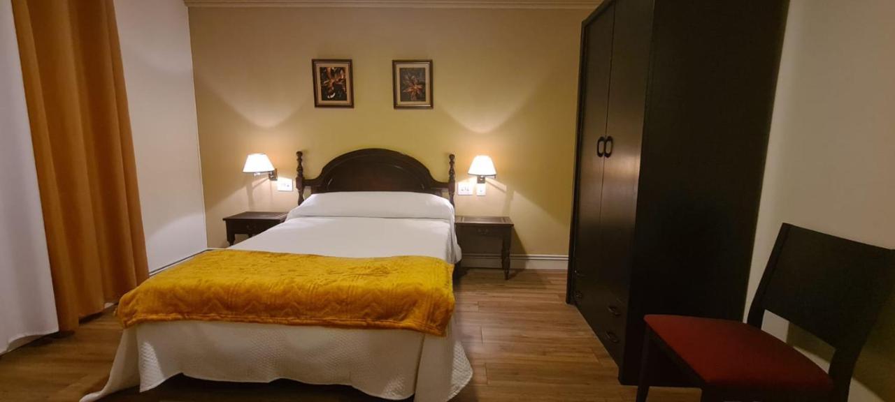 Hotel La Casa De La Abuela Narón Esterno foto